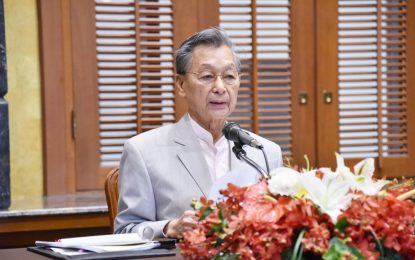 นายชวน หลีกภัย ประธานรัฐสภาและประธานสภาผู้แทนราษฎร ให้เกียรติเป็นวิทยากรบรรยาย เรื่อง “บทบาทของนักการเมืองกับการรับใช้สังคม” ให้แก่ผู้เข้าอบรมหลักสูตรนักบริหารการเมืองและเศรษฐกิจรุ่นใหม่รับใช้สังคม (นศส.) รุ่นที่ ๑