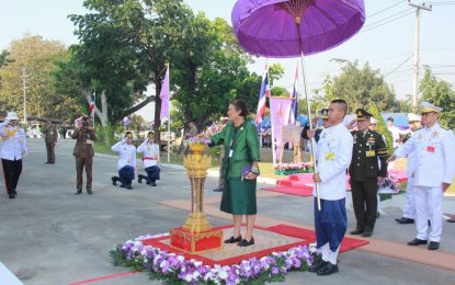 สมเด็จพระกนิษฐาธิราชเจ้า กรมสมเด็จพระเทพรัตนราชสุดาฯ สยามบรมราชกุมารี เสด็จพระราชดำเนินทรงเปิด อาคาร ๑๐๐ ปี สาธารณสุขไทย ณ โรงพยาบาลลำพูน อำเภอเมือง จังหวัดลำพูน