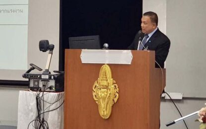 นายเรวัต ฯ  ผู้ช่วยเลขานุการรัฐมนตรีช่วยว่าการกระทรวงสาธารณสุขลงพื้นที่ต่อเนื่อง