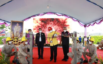 นิพนธ์ บุญญามณี รมช.มหาดไทย ประธานพิธีเปิดจ่ายกระแสไฟฟ้าระบบเคเบิลใต้ดิน ตามโครงการปรับปรุงระบบไฟฟ้า เคเบิลใต้ดิน 1 จังหวัด 1 ถนนเฉลิมพระเกียรติ