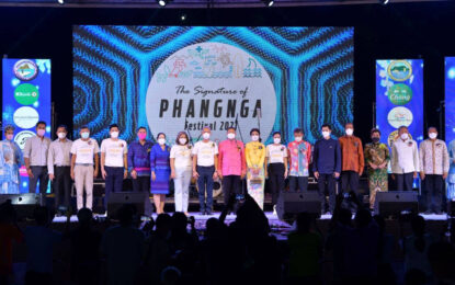 นายพิพัฒน์ รัชกิจประการ รัฐมนตรีว่าการกระทรวงการท่องเที่ยวและกีฬาเป็น​ประธาน​เปิดฤดูกาลท่องเที่ยวจังหวัดพังงา