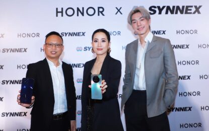 “HONOR” กลับมา! โหมโรงด้วยสมาร์ทโฟน HONOR X Series 3 รุ่น สเปคแรง ในราคาต่ำ หมื่น พร้อมโปรโมชันจัดเต็ม! ครบเครื่องด้วยบริการหลังการขาย ก่อนยกขบวนนวัตกรรม เรือธงมาสู่ประเทศไทย