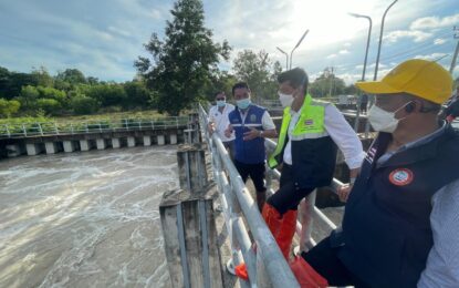 “สาธิต” ติดตามสถานการณ์น้ำท่วม จ.ระยอง กำชับส่งทีมดูแลช่วยเหลือด้านการแพทย์ และเฝ้าระวังโรคที่มากับน้ำท่วม