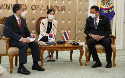 นายสุชาติ ชมกลิ่น รัฐมนตรีว่าการกระทรวงแรงงาน เผย ผลพวงเอเปค เกาหลีเพิ่มโควตาส่งแรงงานไทยกว่า 600 %