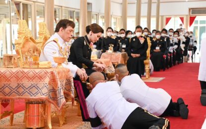 พระบาทสมเด็จพระเจ้าอยู่หัว และสมเด็จพระนางเจ้า ฯ พระบรมราชินี เสด็จพระราชดำเนินไปพระราชทานเพลิงศพหม่อมเจ้ามงคลเฉลิม ยุคล ม.ป.ช.,ม.ว.ม.,ท.จ.ว.,ว.ป.ร.3  ณ เมรุหลวงหน้าพลับพลาอิศริยาภรณ์ วัดเทพศิรินทราวาส เขตป้อมปราบศัตรูพ่าย กรุงเทพมหานคร