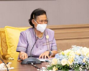 สมเด็จพระกนิษฐาธิราชเจ้า กรมสมเด็จพระเทพรัตนราชสุดา ฯ สยามบรมราชกุมารี อุปนายิกาผู้อำนวยการสภากาชาดไทย เสด็จพระราชดำเนินไปทรงเป็นประธานการประชุมคณะกรรมการสภากาชาดไทย ครั้งที่ ๓๔๘ ณ ห้องประชุมใหญ่ ชั้น ๙ อาคารภูมิสิริมังคลานุสรณ์ โรงพยาบาลจุฬาลงกรณ์ สภากาชาดไทย เขตปทุมวัน กรุงเทพมหานคร