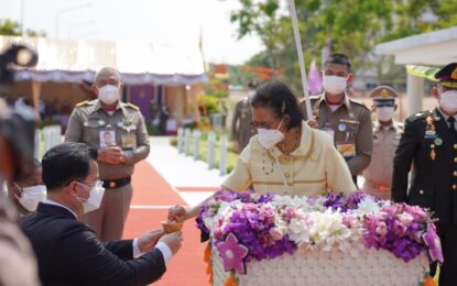 สมเด็จพระกนิษฐาธิราชเจ้า กรมสมเด็จพระเทพรัตนราชสุดา ฯ สยามบรมราชกุมารี เสด็จพระราชดำเนินไปทรงบรรจุพระบรมสารีริกธาตุในพระเกศโมลี พระพุทธสิริธัมมคุณากร และทรงเปิดลานธรรมาภิรมย์ ณ ลานธรรมาภิรมย์ โรงพยาบาลมหาวิทยาลัยเทคโนโลยีสุรนารี อำเภอเมือง จังหวัดนครราชสีมา