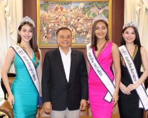 “นางสาวไทย ภูเก็ต พังงา กระบี่” เรวัตฯ นายก อบจ.ภูเก็ต ให้การต้อนรับทีมนางสาวไทย ภูเก็ต พังงา กระบี่  เข้าเยี่ยม ณ สำนักงาน อบจ.ภูเก็ต