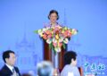 สมเด็จพระกนิษฐาธิราชเจ้า กรมสมเด็จพระเทพรัตนราชสุดา ฯ สยามบรมราชกุมารี พระราชทานวโรกาสให้นายหาน เจิ้ง รองประธานาธิบดีแห่งสาธารณรัฐประชาชนจีน เฝ้าทูลละอองพระบาท และร่วมงานถวายพระเกียรติเนื่องในวโรกาสเสด็จเยือนสาธารณรัฐประชาชนจีนเป็นครั้งที่ ๕๐ ซึ่งสมาคมมิตรภาพวิเทศสัมพันธ์แห่งประชาชนจีน เป็นเจ้าภาพจัดขึ้น ณ อาคารฟางเฟยหยวน เรือนรับรองเตี้ยวหยูไถ กรุงปักกิ่ง สาธารณรัฐประชาชนจีน