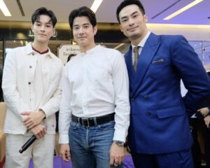 บอย – มาริโอ้ – มาสุ ร่วมจิตกุศลรำลึกพระกรุณาธิคุณสมเด็จเจ้าฟ้ามหิดลฯ พระบิดาแห่งการแพทย์แผนปัจจุบันของไทย ชวนคนไทยใส่ใจสุขภาพ