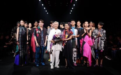 แรงต่อเนื่องกับวันที่สามของ “Siam Paragon Bangkok International Fashion Week 2023” (BIFW2023) จากแบรนด์ดีไซเนอร์ระดับไอคอนของไทย
