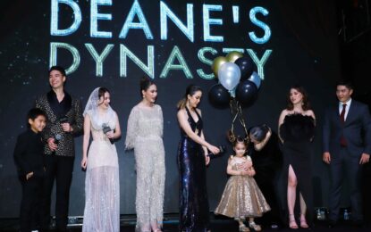 แมทธิว – ลีเดีย – พลอย – แอริน ฉลองความสำเร็จ   DEANE’S DYNASTY ทัพดาราทั่วฟ้าเมืองไทย ร่วมยินดี