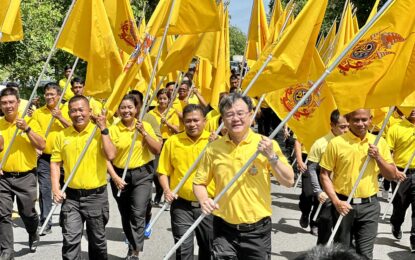 พสกนิกรชาวนครศรีธรรมราช ร่วมแสดงความจงรักภักดี ในโครงการเดิน วิ่ง ปั่น ธงตราสัญลักษณ์งานเฉลิมพระเกียรติพระบาทสมเด็จพระเจ้าอยู่หัว เนื่องในโอกาสพระราชพิธีมหามงคลเฉลิมพระชนมพรรษา 6 รอบ 28 กรกฎาคม 2567