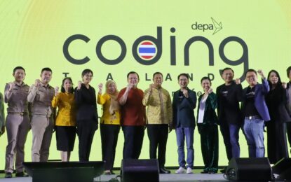 เรวัตฯ นายก อบจ.ภูเก็ต มอบหมายให้ รองนายก อบจ.ภูเก็ต ร่วมพิธีเปิดกิจกรรม Coding Bootcamp & Roadshow ภายใต้โครงการ Coding for Better Life สร้างรากฐานอนาคตประเทศไทย