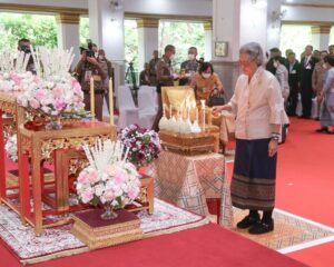 สมเด็จพระกนิษฐาธิราชเจ้า กรมสมเด็จพระเทพรัตนราชสุดา ฯ สยามบรมราชกุมารี เสด็จพระราชดำเนินไปทรงพระราชทานรางวัลเสาเสมาธรรมจักรแก่ผู้ทำคุณประโยชน์ต่อพระพุทธศาสนา และโล่รางวัลชนะการประกวดกิจกรรมทางพระพุทธศาสนา ประจำปีพุทธศักราช ๒๕๖๗ ณ ศาลาพระราชศรัทธา วัดปทุมวนาราม เขตปทุมวัน กรุงเทพมหานคร