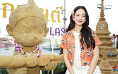 แม่บุญตามาเยือน…ไอคอนสยามแล้วจ้า !!! โบว์ เมลดา แปลงโฉมเป็นนางสงกรานต์ “ทุงสะเทวี” ปี 2568 ที่ไอคอนสยาม
