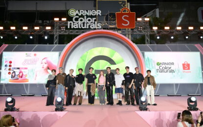อวดลุคปึ้ง! ‘เนเน่ พรนับพัน’ พาน้อง ‘DICE’ มิกซ์เฉดสีผม จาก Garnier พร้อมเปิดตัวสีใหม่ Brilliant Pink   บน Summer Palette Runway กลางสยาม