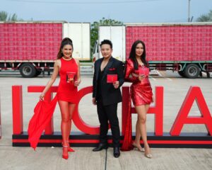 “ITCHA OPENING” เปิดตัวสุดปัง! เบนซ์-มิค โชว์หวาน แอน สิเรียม สวยสะกดทุกสายตา
