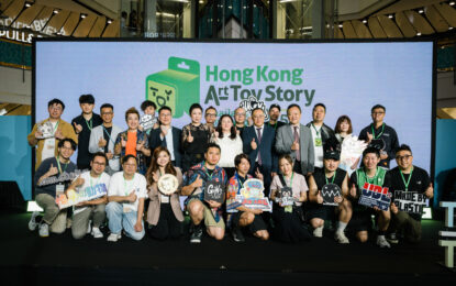 กลับมาอีกครั้ง! ตามเสียงเรียกร้องของแฟนอาร์ตทอยไทย  “Hong Kong Art Toy Story 2025” โชว์ 5 ฟีกเกอร์ยักษ์จุดเช็คอินสุดฮิต!  พร้อมสัมผัสเรื่องเล่าผ่านอาร์ตทอยจาก 20 ศิลปินชื่อดัง