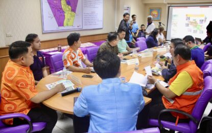 เรวัตฯ นายก อบจ.ภูเก็ต มอบหมายให้ รองนายก อบจ.ภูเก็ต ประชุมร่วมคณะกรรมาธิการฯ วางแนวทางแก้ปัญหาน้ำท่วมอำเภอถลาง