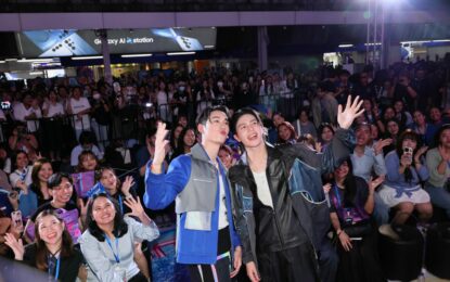 โอรีโอ เปิดตัว “โอรีโอ สเปซดังก์” พุ่งทะยานสู่ความอร่อยกับรสชาติสุดลิมิเต็ด “สเปซเบอร์ส ครีม” ดึง “วิลเลี่ยม-เอส” ร่วมสัมผัสประสบการณ์ความสนุกจากห้วงอวกาศ กระแทกสู่ใจกลางกรุงเทพฯ ครั้งแรกในประเทศไทย