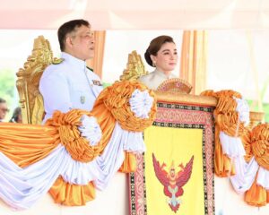 พระบาทสมเด็จพระเจ้าอยู่หัว และสมเด็จพระนางเจ้า ฯ พระบรมราชินี เสด็จพระราชดำเนินไปในการพระราชพิธีจรดพระนังคัลแรกนาขวัญ พุทธศักราช ๒๕๖๘ ณ  มณฑลพิธีท้องสนามหลวง