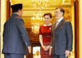 พระบาทสมเด็จพระเจ้าอยู่หัว และสมเด็จพระนางเจ้า ฯ พระบรมราชินี เสด็จออก ณ พระที่นั่งอัมพรสถาน พระราชวังดุสิต ทรงรับนายปราโบโว  ซูบียันโต (Mr. Prabowo  Subianto) ประธานาธิบดีแห่งสาธารณรัฐอินโดนีเซีย ในโอกาสเดินทางเยือนประเทศไทยอย่างเป็นทางการในฐานะแขกของรัฐบาล (Official Visit)