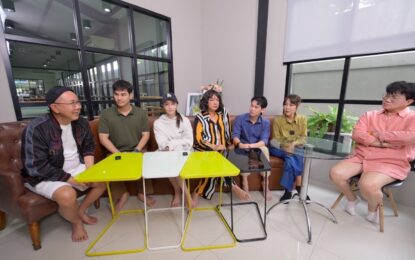 ตามก้องไปเจอนี่ (Journey)”ก้อง ปิยะ ชวน ‘แอล เจษฎา(XML-Solar) บุกกองซ้อม “มาณวิกาฯเรียนรู้คุณค่าแสงแห่งชีวิต