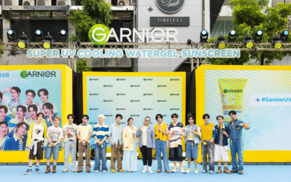 เก้า – BUS แชร์ไอเทมท้าแดด อวด Garnier Super UV Cooling Watergel Sunscreen ​กันแดดติดแอร์ตัวใหม่ ส่งความเย็นกลางสยาม