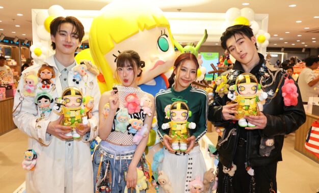 POP MART เปิดสาขาใหม่อย่างเต็มรูปแบบ ณ ศูนย์การค้าสยามเซ็นเตอร์ พร้อมเปิดตัวคอลเลคชัน “MEGA SPACE MOLLY 400% Mango Sticky Rice” ครั้งแรกของโลก!
