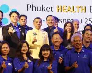 เรวัตฯ นายก อบจ.ภูเก็ต มอบหมายให้ รองนายก อบจ.ภูเก็ต ร่วมเปิดงาน “Phuket Health Expo 2025” ยกระดับเมืองสู่ศูนย์กลางการท่องเที่ยวเชิงสุขภาพระดับโลก