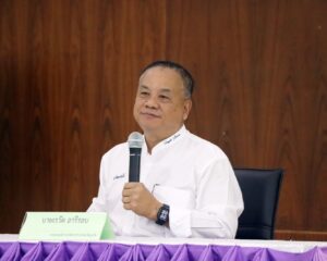 เรวัตฯ นายก อบจ.ภูเก็ต ประชุมผู้ปกครองนักเรียน ระดับชั้น อ.2-3 ร.ร. อบจ.บ้านนาบอน เสริมพลังการศึกษาแบบมีส่วนร่วม