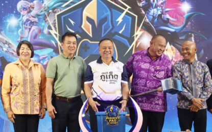 เรวัตฯ นายก อบจ.ภูเก็ต เปิดการแข่งขัน “PHUKET PAO E-SPORT” ดึงเยาวชนใช้เวลาว่างอย่างสร้างสรรค์