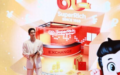“ต่อ ธนภพ” ร่วมฉลองครบรอบ 60 ปี “ซุปเปอร์ริช 1965 (สีส้ม)” เสิร์ฟโมเมนต์อบอุ่นพร้อมมินิคอนเสิร์ตสุดฟิน