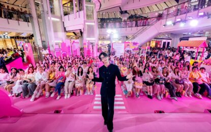 “ยาโยอิ x เจฟ ซาเตอร์” เสิร์ฟ “ญี่ปุ่นครบเซต” เสียงกรี๊ดสนั่นงานแฟนมีต เอาใจคุณวันเสาร์ผู้โชคดี 100 คน ที่ “ยาโยอิ” ฉันได้เจอกับเธอ ใครจะคิดว่า FC ยาโยอิในวันนั้น จะกลายมาเป็นพรีเซนเตอร์ในวันนี้… “เจฟ ซาเตอร์” เปิดใจสุดปลื้มที่ได้เจอแฟนๆ แบบใกล้ชิด!