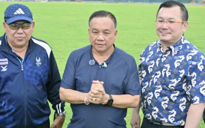 เรวัตฯ นายก อบจ.ภูเก็ต ลงพื้นที่ตรวจความคืบหน้าการปรับปรุงสนามกีฬาสุรกุล