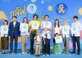 กลัฟ คณาวุฒิ ชวนร่วมบุญ  Little Miracle ปาฏิหาริย์แห่งชีวิต ช่วยน้องพิชิตมะเร็ง สมทบทุนจัดสร้างหอผู้ป่วยปลูกถ่ายไขกระดูกและสเต็มเซลล์ เครื่องมือเวชภัณฑ์ สถาบันสุขภาพเด็กแห่งชาติมหาราชินี (โรงพยาบาลเด็ก)
