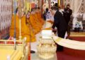พระบาทสมเด็จพระเจ้าอยู่หัว และสมเด็จพระนางเจ้า ฯ พระบรมราชินี เสด็จพระราชดำเนินโดยรถยนต์พระที่นั่ง จากพระที่นั่งอัมพรสถาน พระราชวังดุสิต ไปทรงบำเพ็ญพระราชกุศลพระพิธีธรรมสวดพระอภิธรรมพระบรมศพ สมเด็จพระนางเจ้าสิริกิติ์ พระบรมราชินีนาถ พระบรมราชชนนีพันปีหลวง ณ พระที่นั่งดุสิตมหาปราสาท พระบรมมหาราชวัง