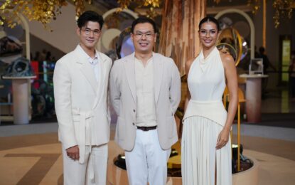 OWNDAYS Thailand (บริษัท โอนเดส์ (ประเทศไทย) จำกัด) เฉลิมฉลองทศวรรษแห่งความสำเร็จด้วยคอลเลกชันใหม่สุดเอ็กซ์คลูซีฟ แรงบันดาลใจจากความเชื่อ และแรงศรัทราในมหาเทพแห่งปัญญาและความสำเร็จ ‘พระพิฆเนศ’ ผู้เป็นสัญลักษณ์แห่งการเริ่มต้นใหม่ การขจัดอุปสรรคและความสำเร็จในทุกๆ ด้านของชีวิต เพื่อแทนคำขอบคุณจากใจถึงคุณลูกค้าผู้มีอุปการคุณทุกท่านที่ให้การสนับสนุนมาตลอด 10 ปีที่ผ่านมา