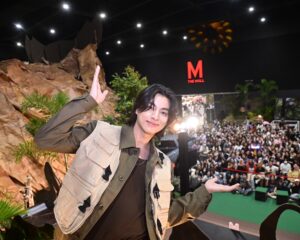 กลัฟ คณาวุฒิ ชวนแฟนคลับตะลุยป่า ชมสัตว์แปลกหายาก ในงาน THE MALL LIFESTORE JUNGLE WALK 2025 EP.3
