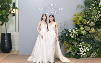 หลิง-ออม ปลื้มเจ้าความรักสุดทุ่มประมูลของรักมากกว่า 1 ล้าน ในงานสมูทอี กาล่าดินเนอร์หรู “Heart Together Exclusive Gala Dinner With LingOrm” นำรายได้ช่วยเหลือบ้านพักฉุกเฉินดอนเมือง