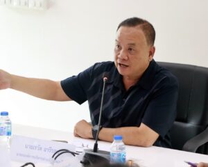 เรวัตฯ นายก อบจ.ภูเก็ต ประชุมเตรียมความพร้อมโครงการฝึกอบรมส่งเสริมและอนุรักษ์สิ่งแวดล้อมเมืองยั่งยืน