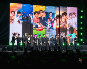 ยิ่งใหญ่สมการรอคอย! iQIYI (อ้ายฉีอี้) เสิร์ฟความบันเทิงระดับเอเชีย จัดงาน “iQIYI iJOY TH 2026” เปิดไลน์อัปคอนเทนต์  ได้รับเกียรติจากสองนักแสดงจีนจากซีรีส์ “Speed and Love” บินลัดฟ้าร่วมงาน  และเมกะโปรเจกต์สุดเซอร์ไพรส์ iQIYI Original “Running Man Thailand”  คว้า โอ๊ต ปราโมทย์, เจฟ ซาเตอร์, อิ้งค์ วรันธร, เต ตะวัน, นุนิว, ต้าห์อู๋ และดีเจเผือก  นั่งแท่นพิธีกรเตรียมเรียกเสียงฮา