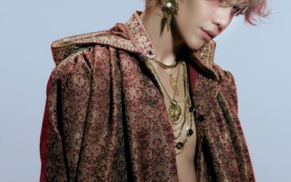 JEFF SATUR ส่งท้ายฉากจบจักรวาล ‘RED GIANT’ อย่างยิ่งใหญ่ ด้วย 3 เพลงใหม่ พร้อมซิงเกิลภาษาไทย “ของขวัญปีใหม่ (Golden Night)”