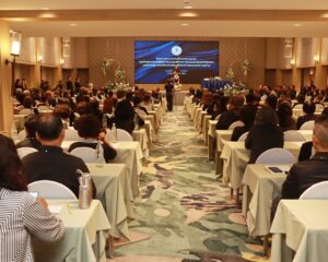 เรวัตฯ นายก  อบจ.ภูเก็ต เปิดโครงการกราบถวายบังคมพระบรมศพฯ และศึกษาดูงานตามโครงการอันเนื่องมาจากพระราชดำริ (รุ่นที่ 2)