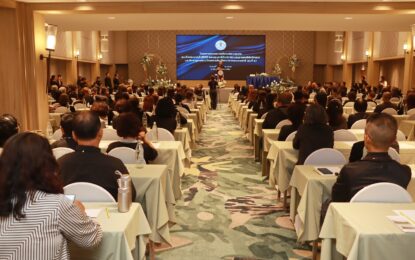 เรวัตฯ นายก  อบจ.ภูเก็ต เปิดโครงการกราบถวายบังคมพระบรมศพฯ และศึกษาดูงานตามโครงการอันเนื่องมาจากพระราชดำริ (รุ่นที่ 2)