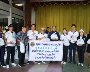 เรวัตฯ นายก อบจ.ภูเก็ต ร่วมกับมูลนิธิกุศลธรรม ส่งต่อน้ำใจสู่พื้นที่ประสบภัย จ.สงขลา–พัทลุง