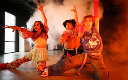 “นุนิว” ทุ่มสุดตัวกับหนังคอเมดี้เรื่องแรก!! พร้อมปล่อยของโชว์เพอร์ฟอร์แมนซ์สมฐานะ Prince of T-POP ในอภิมหากาพย์ภาพยนตร์บันเทิงหลุดโลก “ดีว่า..ราวี”