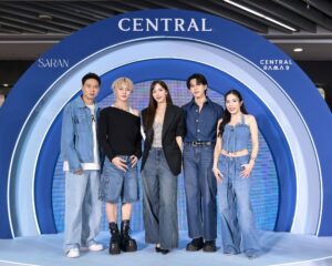 “อั้ม พัชราภา” – “เลโก้-ตุ้ย LYKN” เดินแฟชั่นโชว์ยีนส์ไทย SARAN (ศรัณ) เปิดตัวขายในห้างครั้งแรก พร้อมฉลองยอดขายทะลุ 1 ล้านตัว