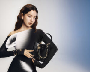 LYN เฉลิมฉลอง 25 ปี บนเส้นทางแห่งแฟชั่นสุดไอคอนิก เปิดตัวแคมเปญ “Born an Icon” คอลลาบอเรชั่นสุดพิเศษกับ โบว์ เมลดา สุศรี